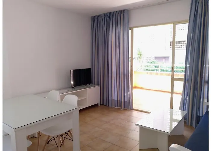 Torre Trébol Apartahotel 2*