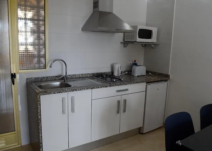 Torre Trébol Apartahotel Benidorm