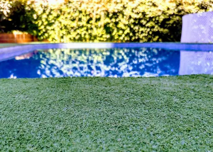 Torre Trébol Apartahotel 2*