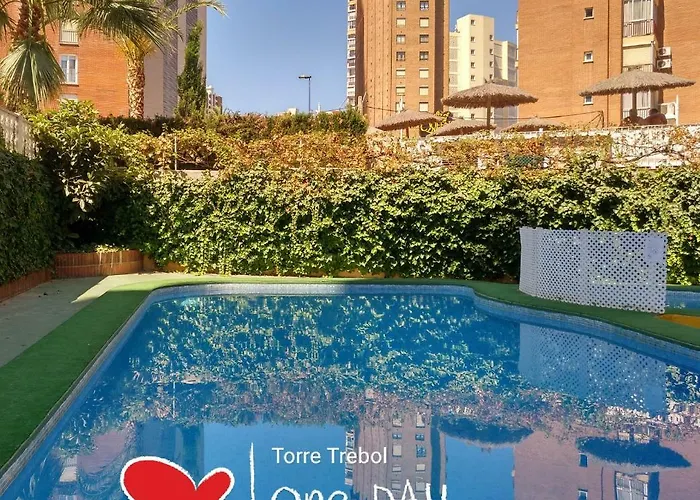 Torre Trébol 2*